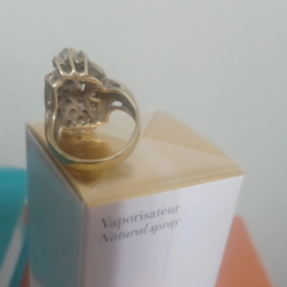 Elegant Silver Diamond Ring